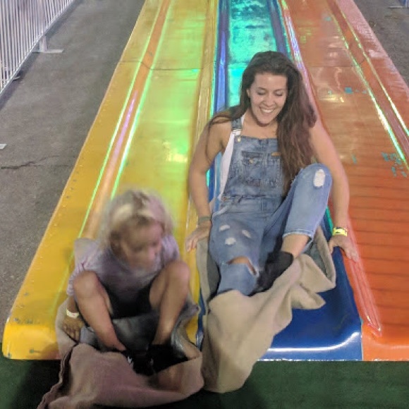 Meet your Posher, Anna - Picture 1 of 1